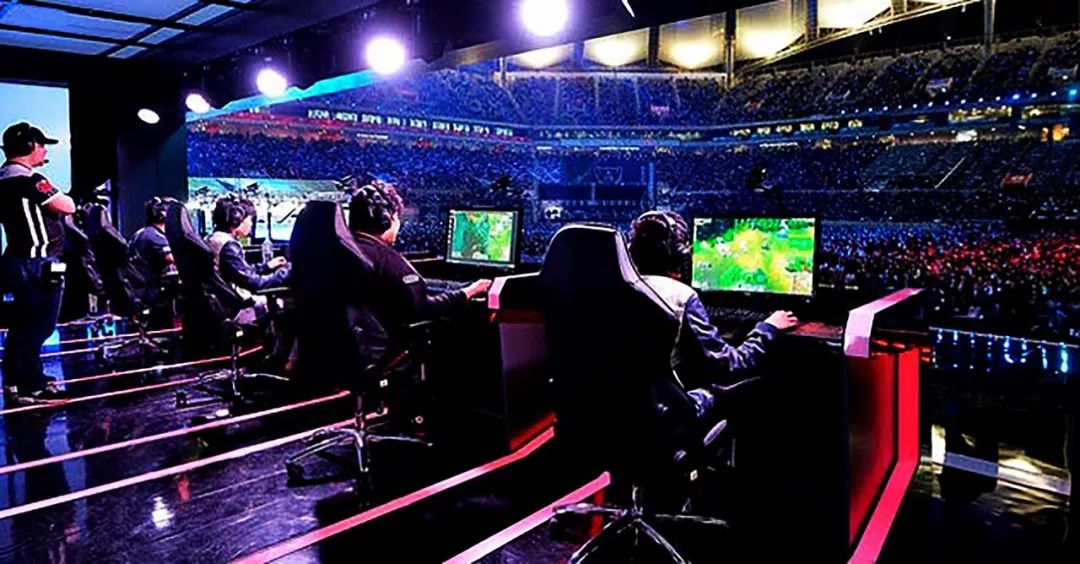 内跳伞第五 内跳伞第五