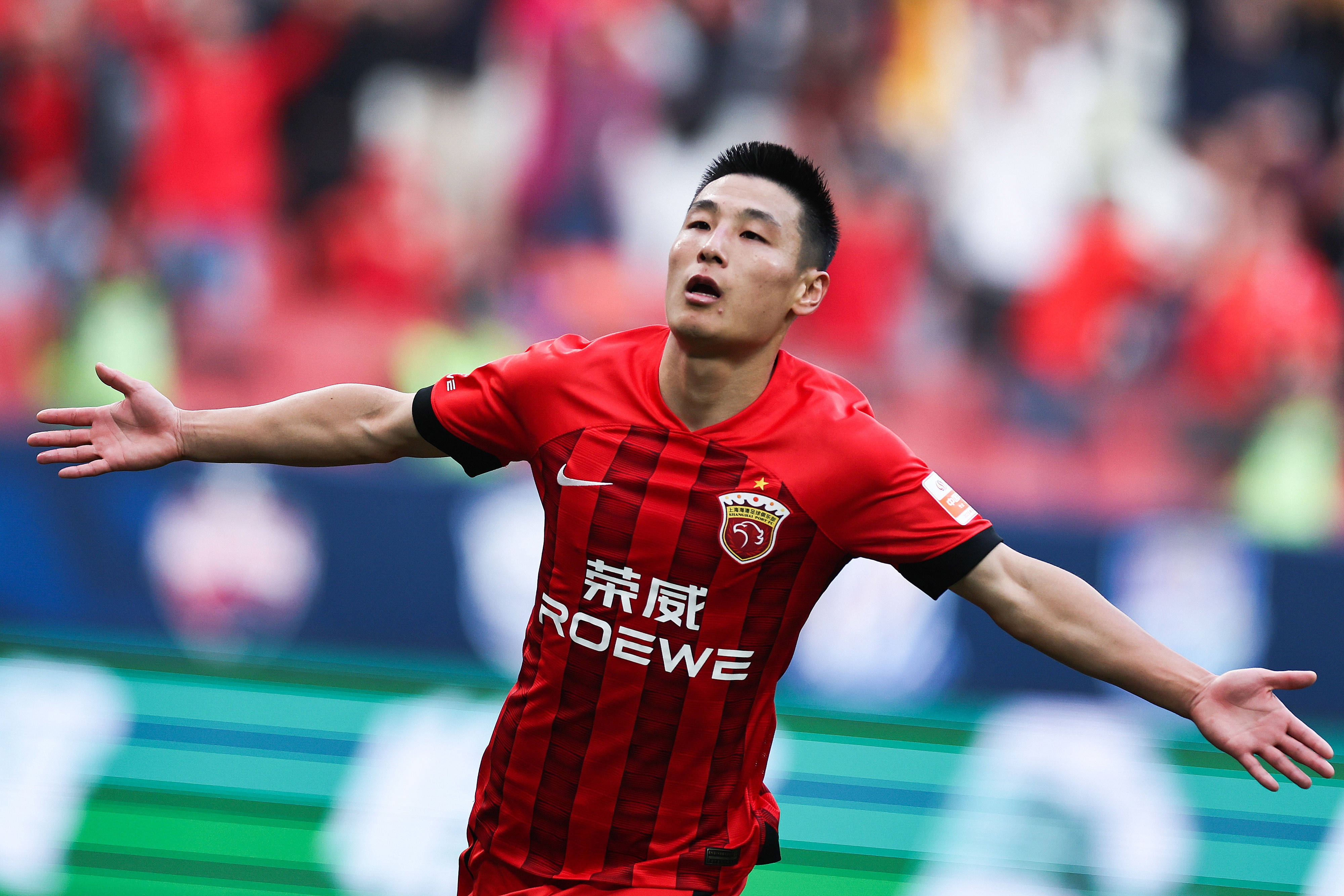 他在攻防两 他在攻防两