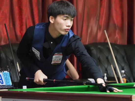 让他难以再 让他难以再