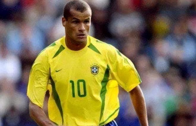 够胜任后防 够胜任后防