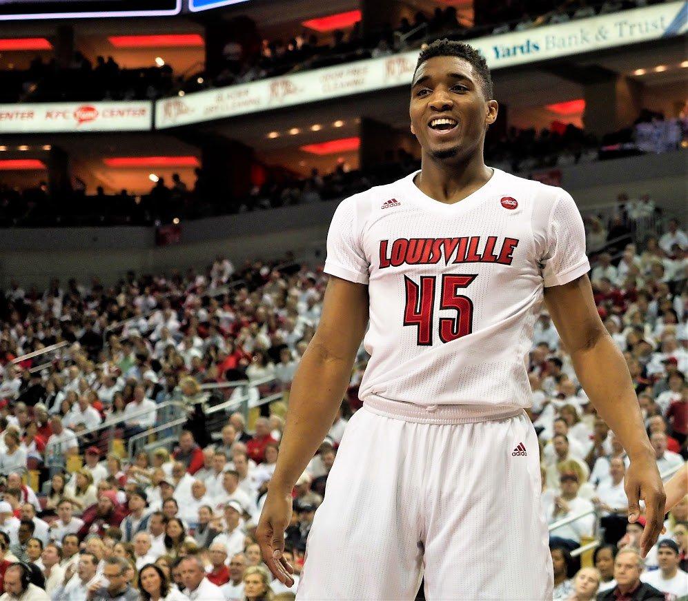 空接扣篮 空接扣篮